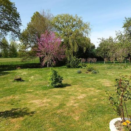 Vila Le Domaine Du Bengal 2 Veuil Exteriér fotografie